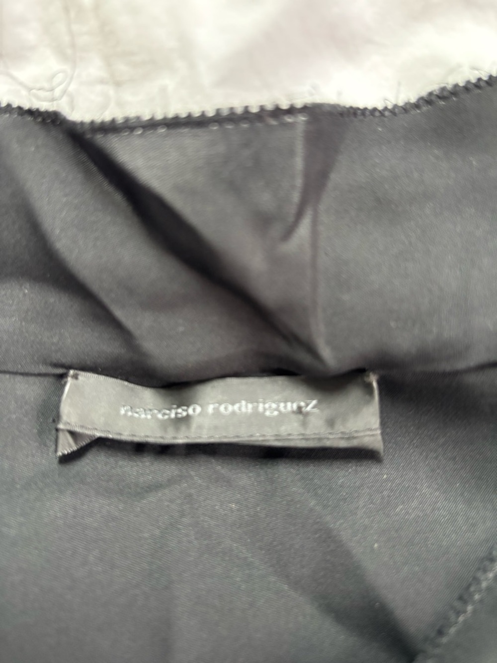Narciso Rodriguez Black Short-Sleeve Midi Dress - Picture 3 of 5